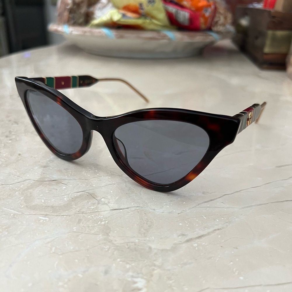 GUCCI GG0597S CATEYE SUNGLASSES